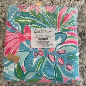 Lilly Pulitzer lounge towel- Brand New with Tags